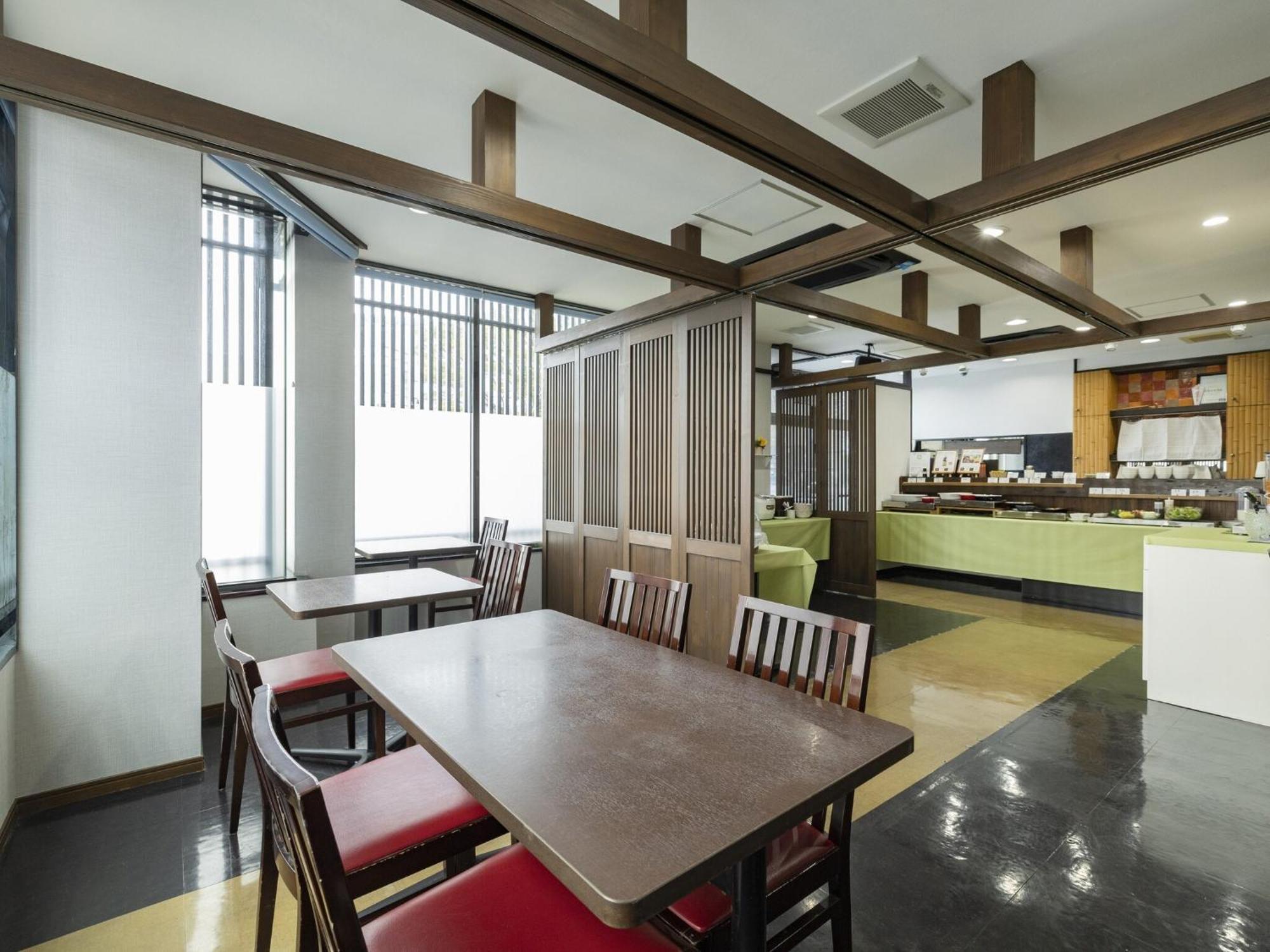 Hotel Wing International Miyakonojō Екстериор снимка